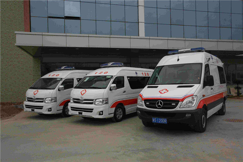 “黑救護車”二次傷害市民？正規(guī)救護車租賃服務或成良藥02